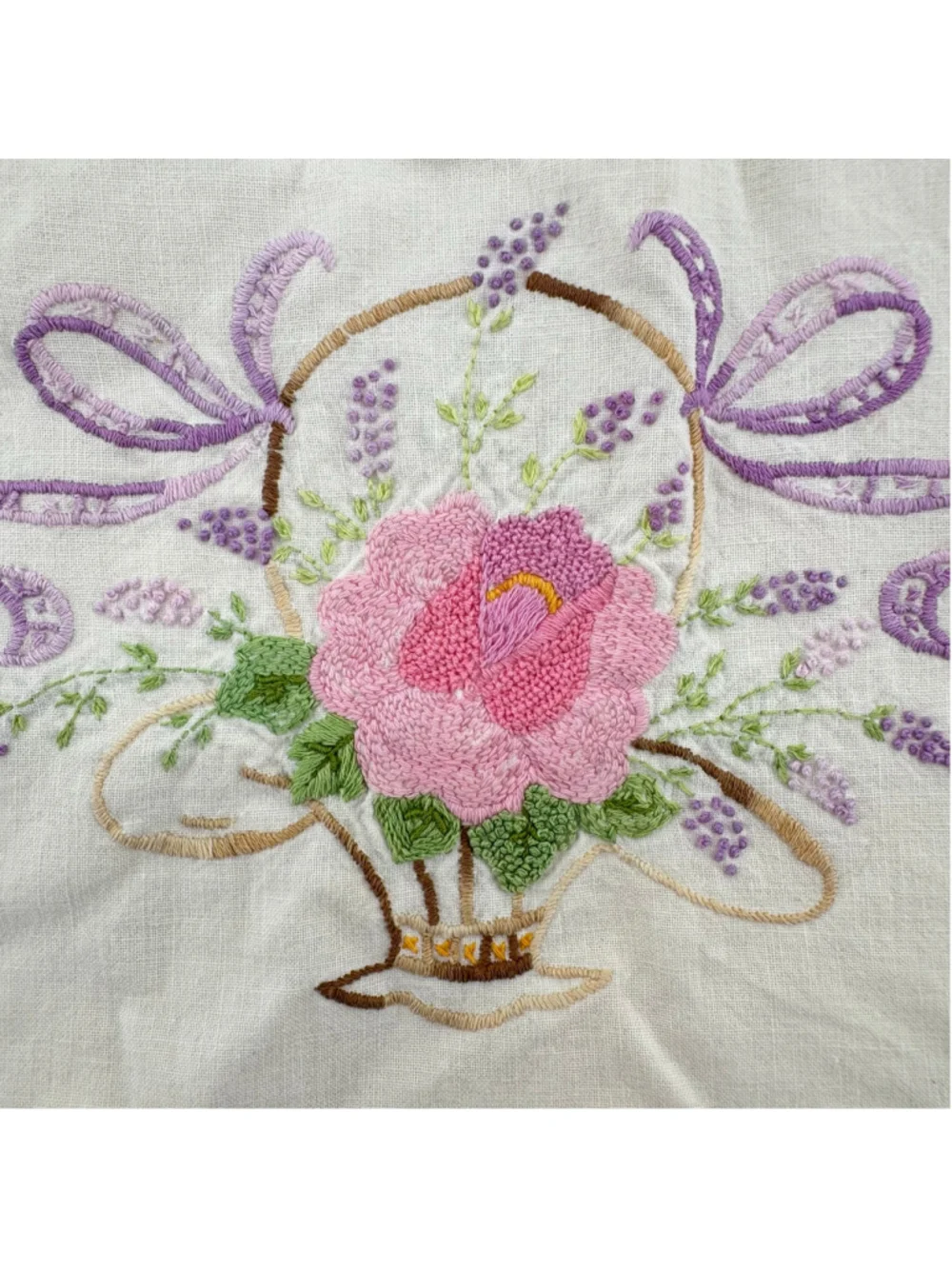 Unbranded vintage pillowcase